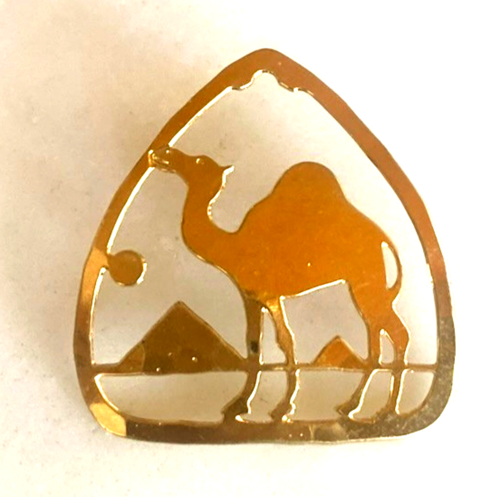 Vintage WILD BRYDE Gold Tone Camel Pyramids Silhouette Pin / Tie Tack New